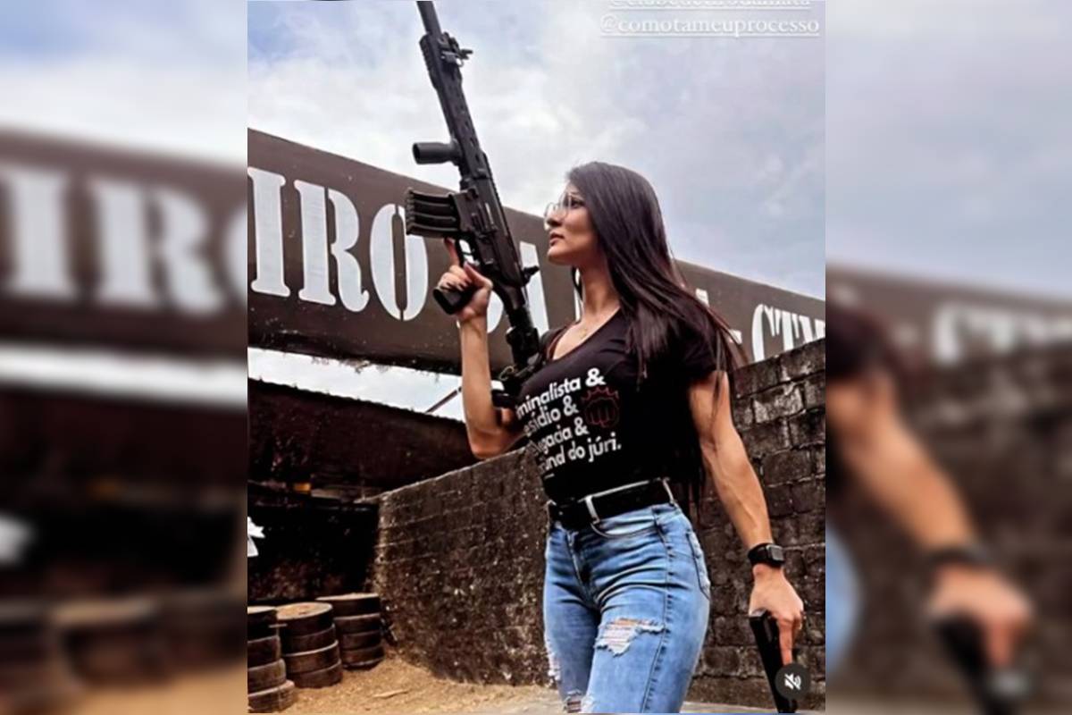 “advogata”-chora-ao-ser-presa-com-drogas-e-armas-dentro-de-carro-no-df