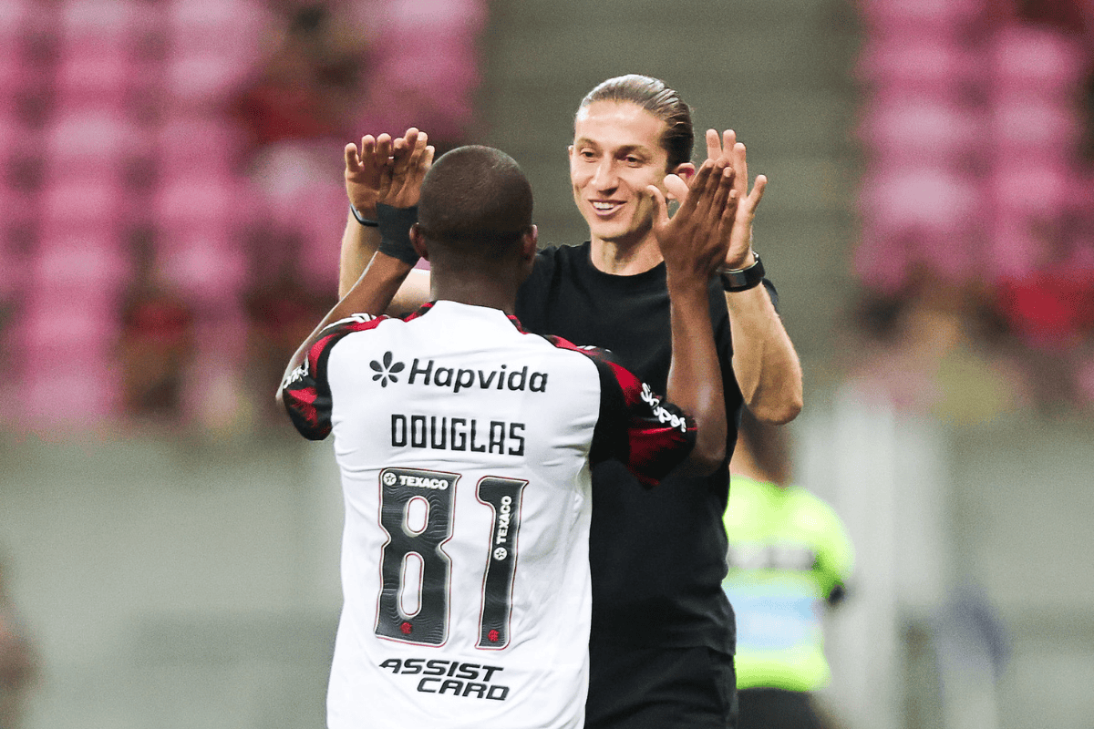 brasileirao:-filipe-luis-analisa-goleada-do-flamengo-sobre-o-sport
