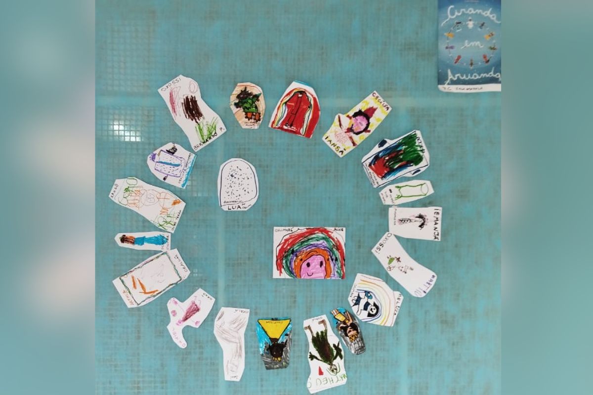 orixa:-pm-entra-com-metralhadora-em-escola-para-reclamar-de-desenho