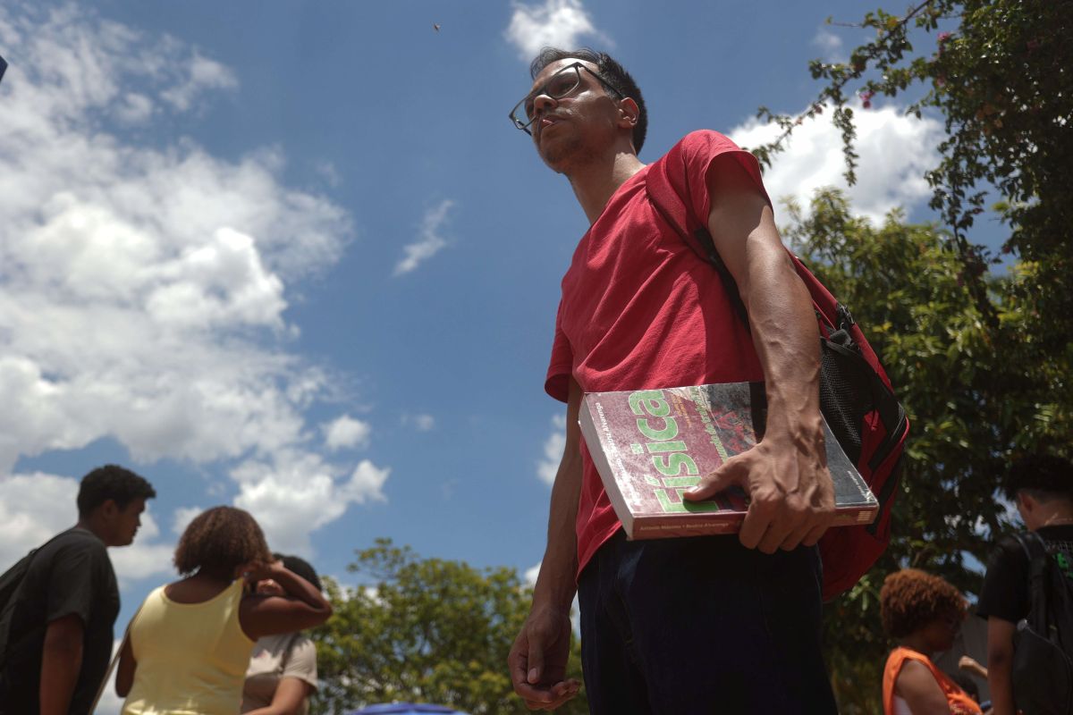 enem-2025:-segundo-dia-de-provas-e-encerrado-em-todo-o-brasil