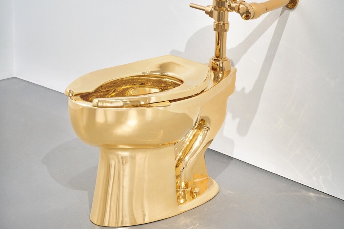 vaso-sanitario-de-ouro-e-leiloado-por-r$-60-milhoes-apos-roubo