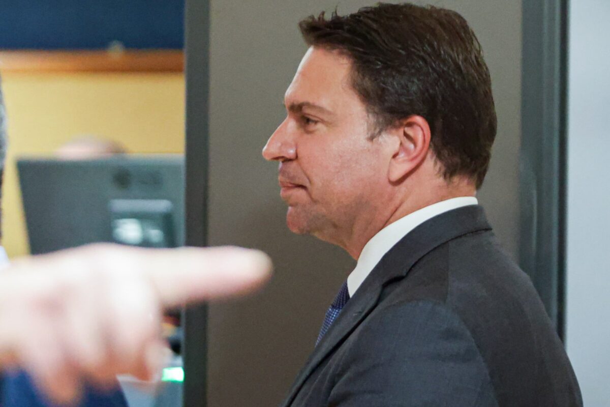 lider-do-pt-na-camara-pede-inclusao-de-ramagem-na-lista-da-interpol