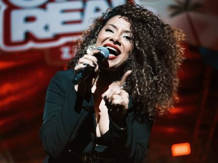 apos-saida-de-silvania-aquino,-descubra-quem-assume-a-nova-voz-da-calcinha-preta