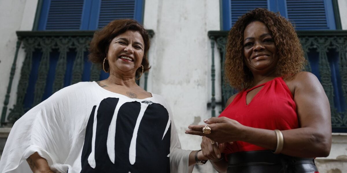 maior-roda-de-samba-homenageia-d.-ivone-lara-e-nilze-carvalho,-no-rio