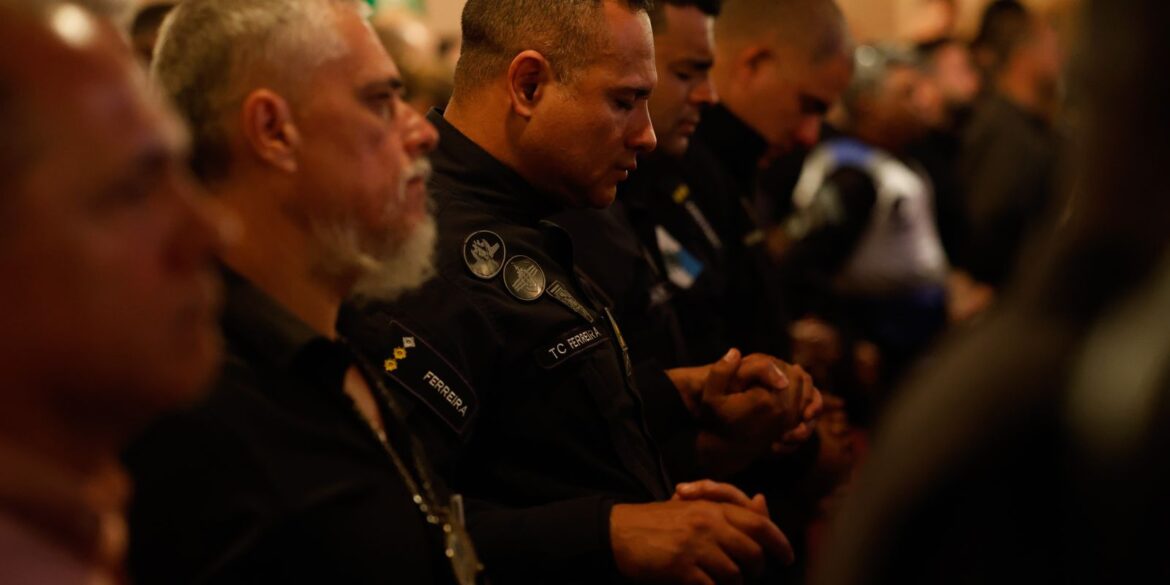 sobe-para-cinco-total-de-policiais-mortos-na-operacao-contencao