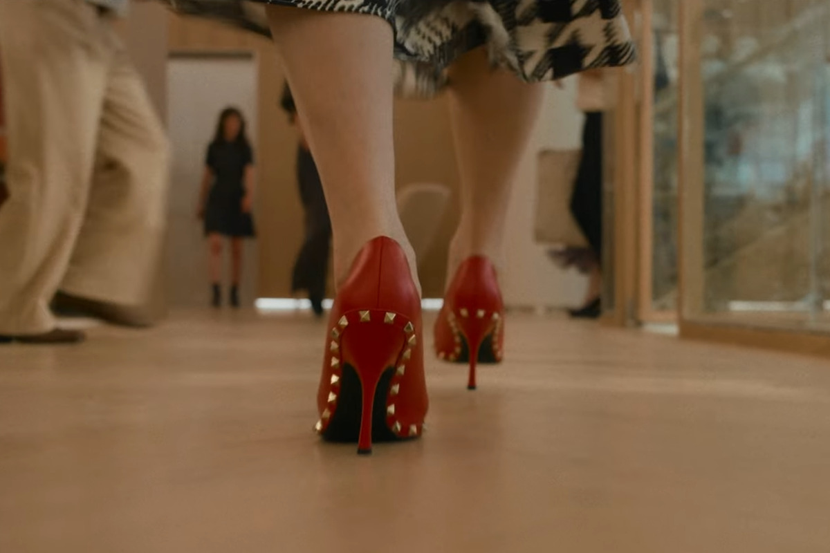 valentino-rockstud-volta-aos-holofotes-com-o-diabo-veste-prada-2