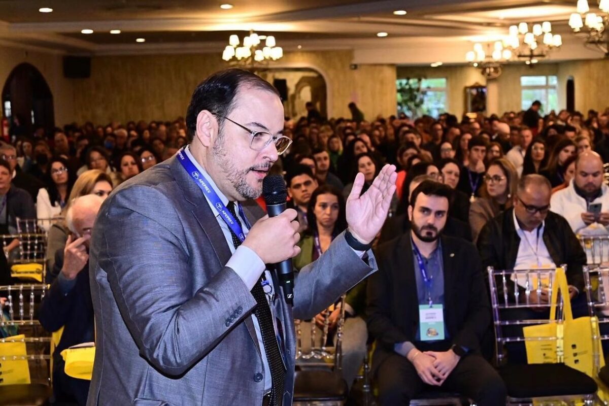 advogado-da-farra-do-inss-recomendou-aportes-de-municipios-no-master