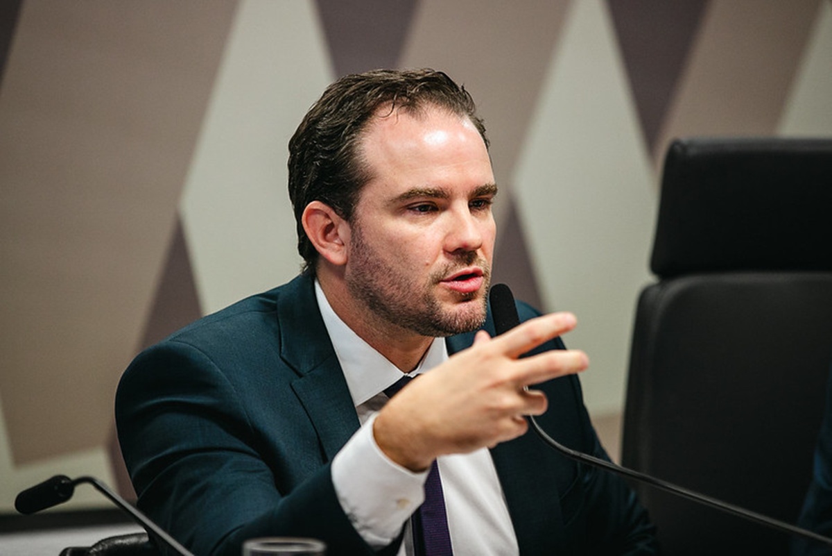 brasil-tera-“1o-superavit-em-anos”-em-2026,-diz-numero-2-de-haddad