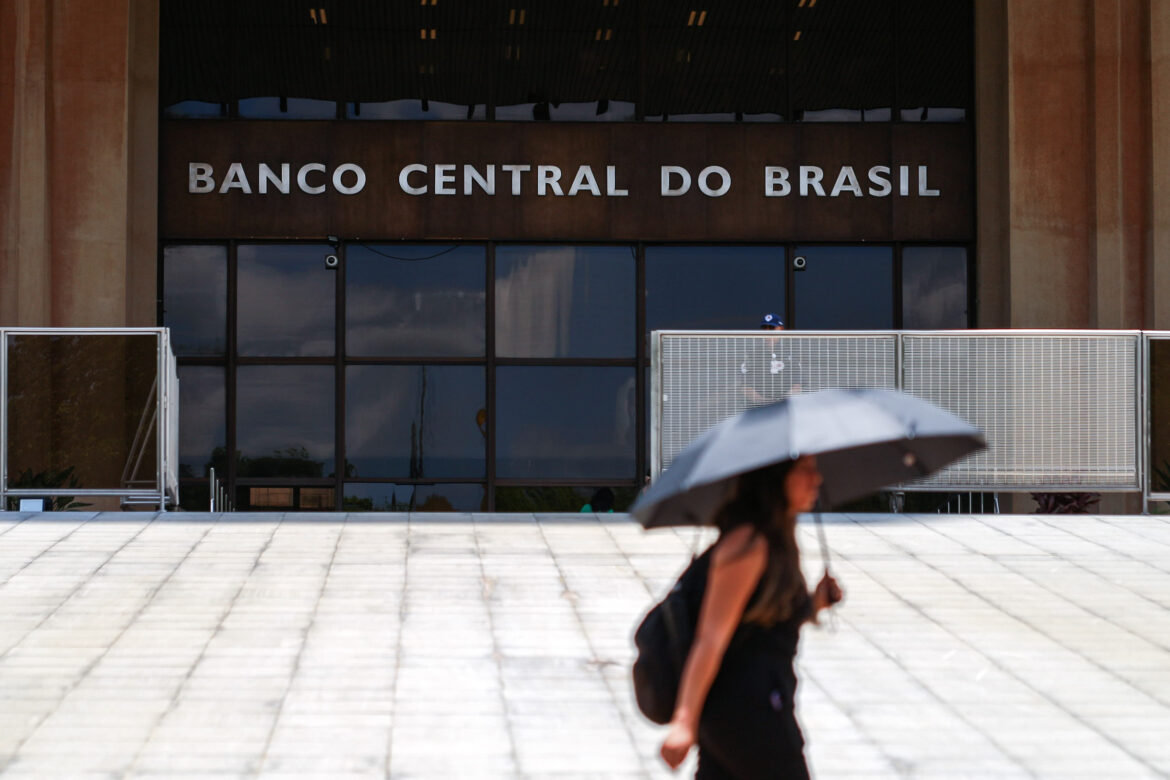 contas-externas-registram-deficit-de-us$-5,1-bilhoes-em-outubro