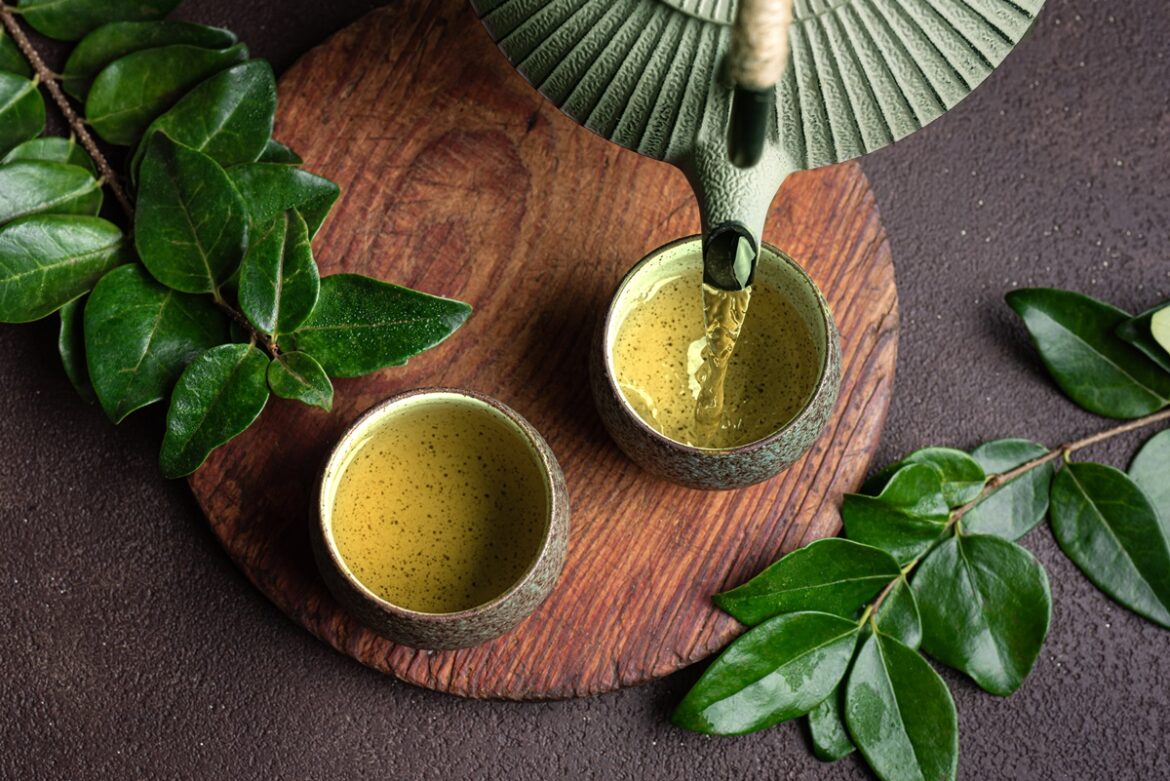 gordura-no-figado:-3-chas-que-ajudam-a-“limpar”-o-orgao