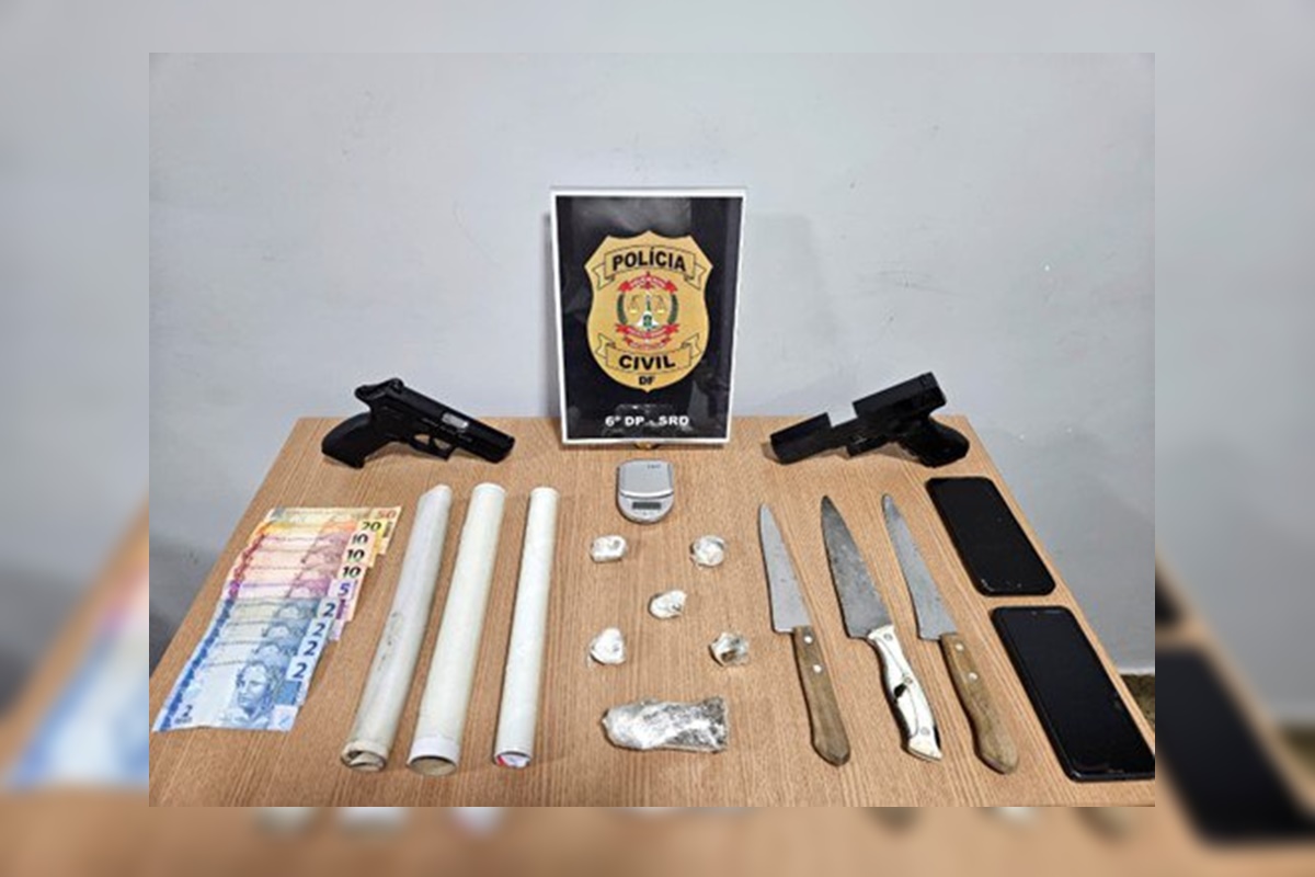 homem-e-preso-ao-tentar-descartar-cocaina-em-pia-de-banheiro