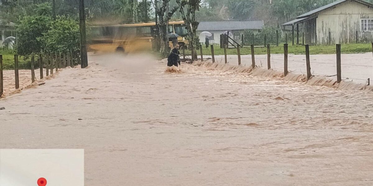 temporais-atingem-norte-de-santa-catarina-e-provocam-alagamentos