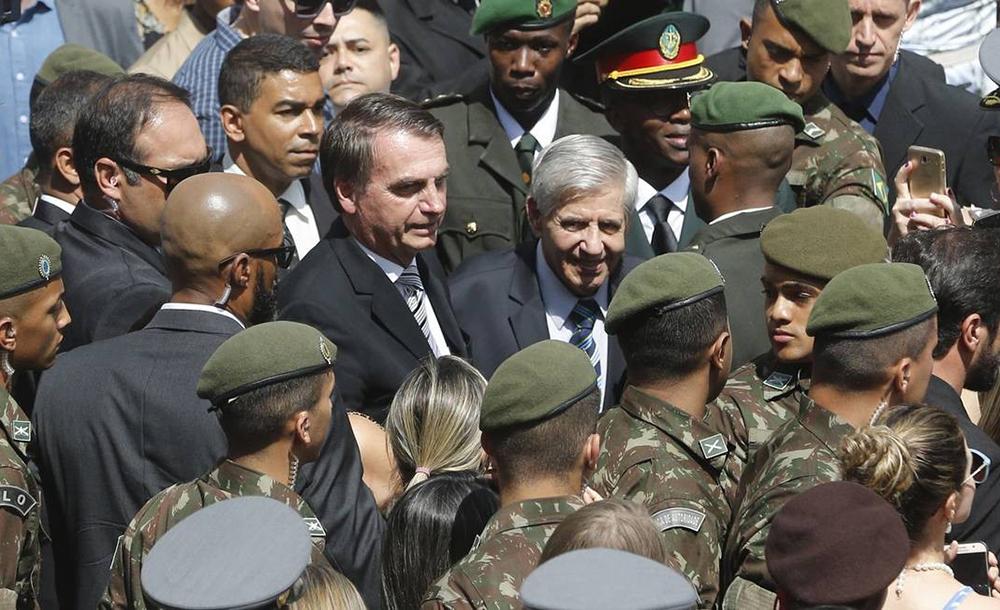 generais-golpistas-mantem-salario-mesmo-se-perderem-a-patente