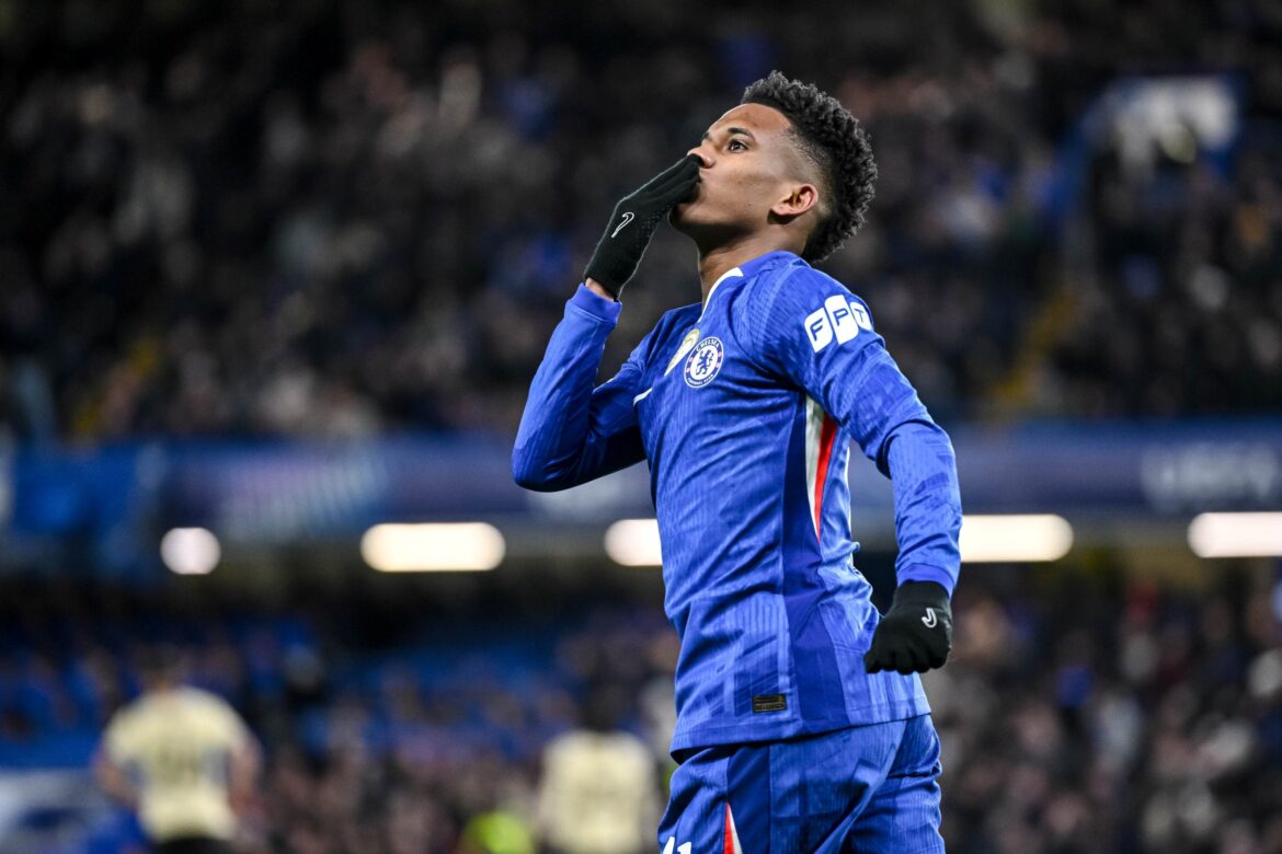 estevao-atinge-marca-de-mbappe-e-haaland-na-champions-league