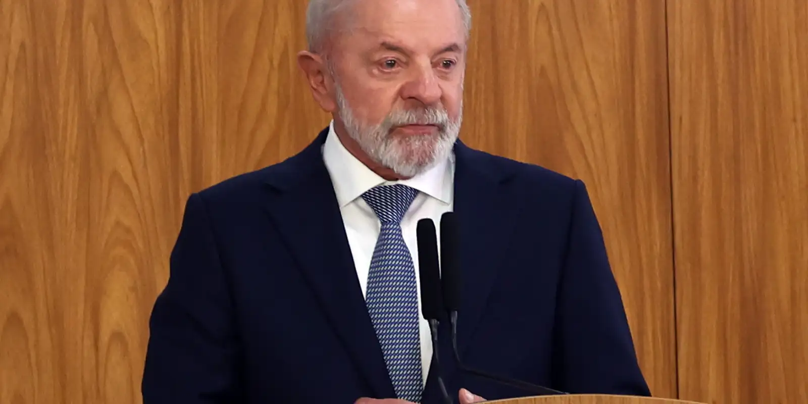 Lula comenta prisão de Jair Bolsonaro: “Lição de democracia”