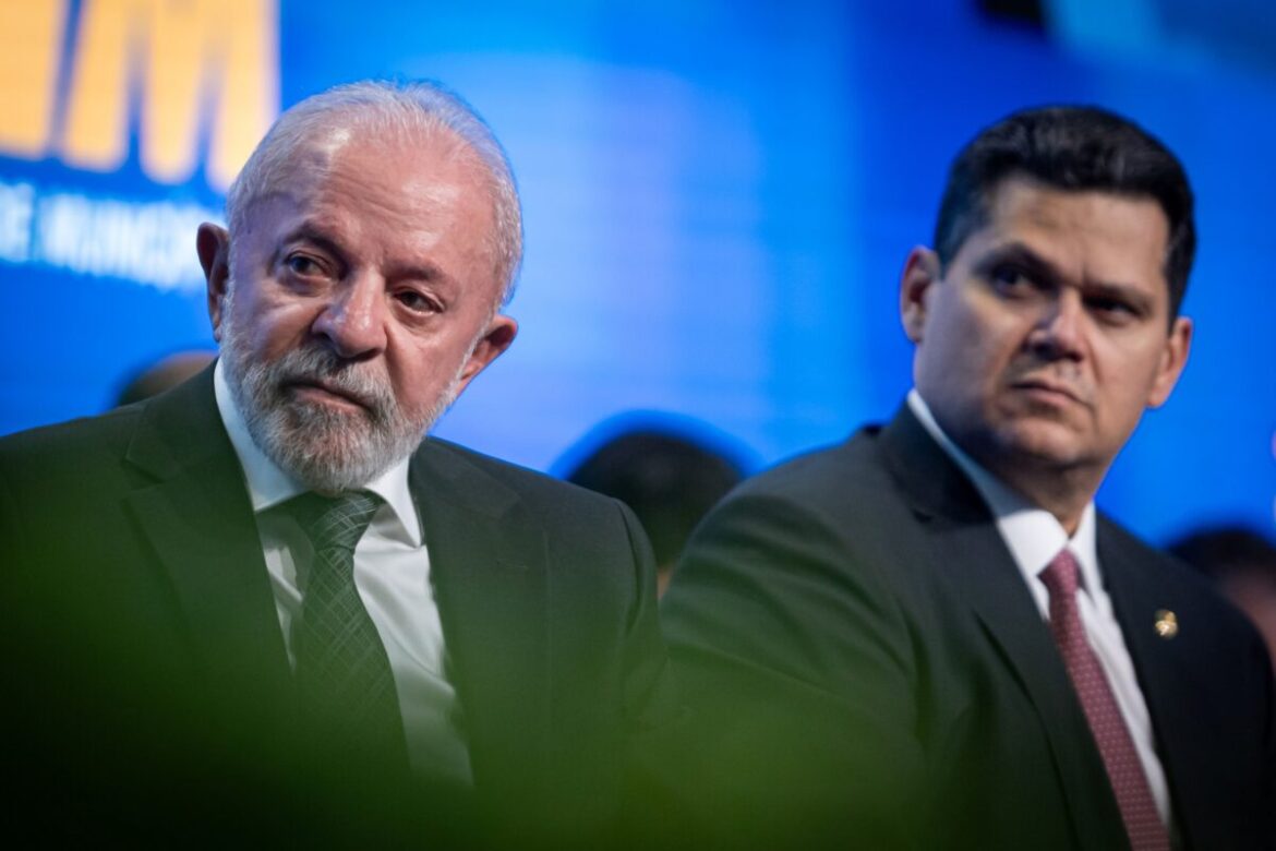 ausencia-como-recado:-a-tensao-entre-lula-e-o-congresso