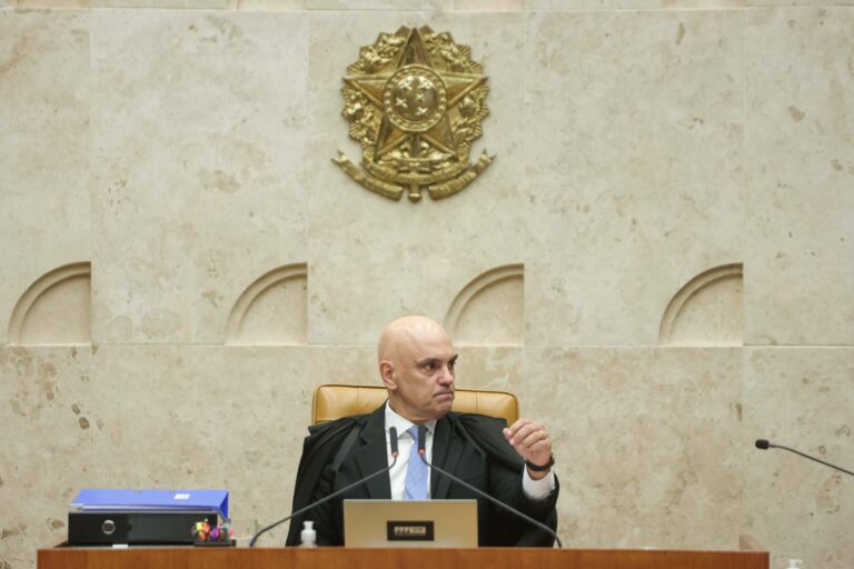 moraes-autoriza-que-familiares-visitem-bolsonaro-e-aliados-na-prisao