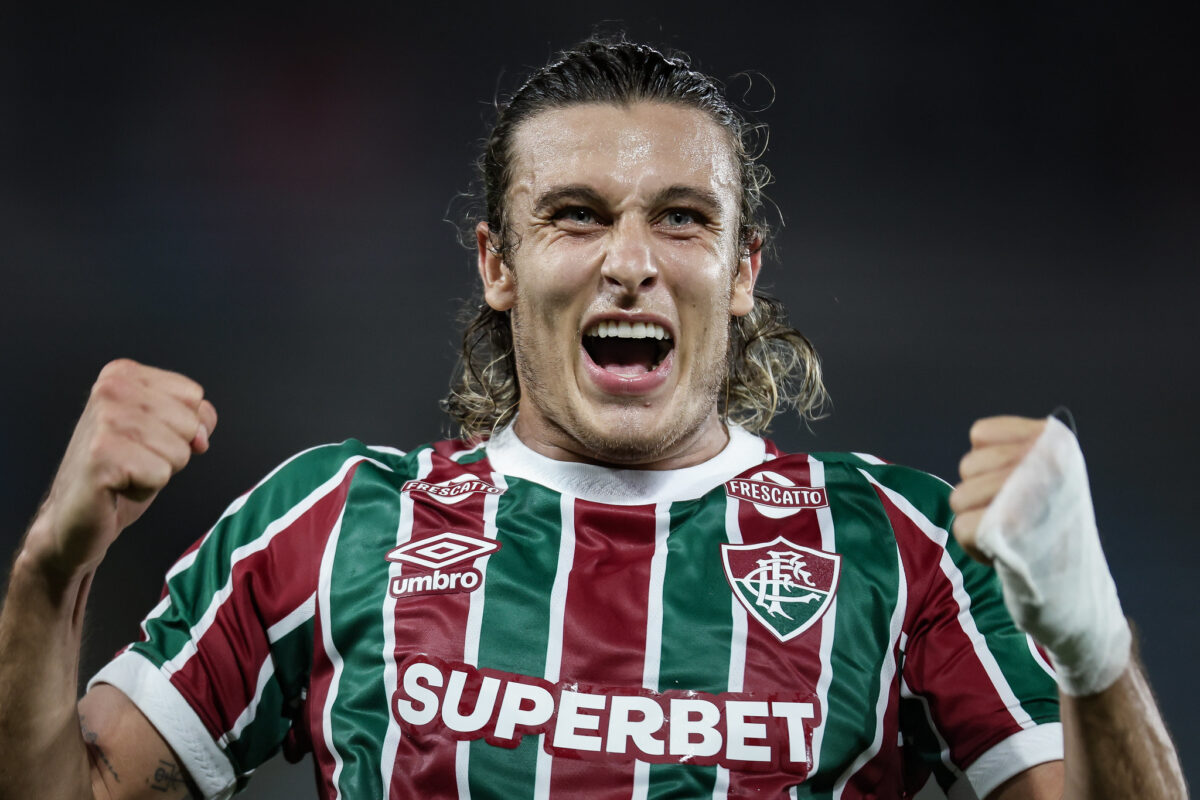 fluminense-domina,-goleia-sao-paulo-e-toma-5o-lugar-do-botafogo