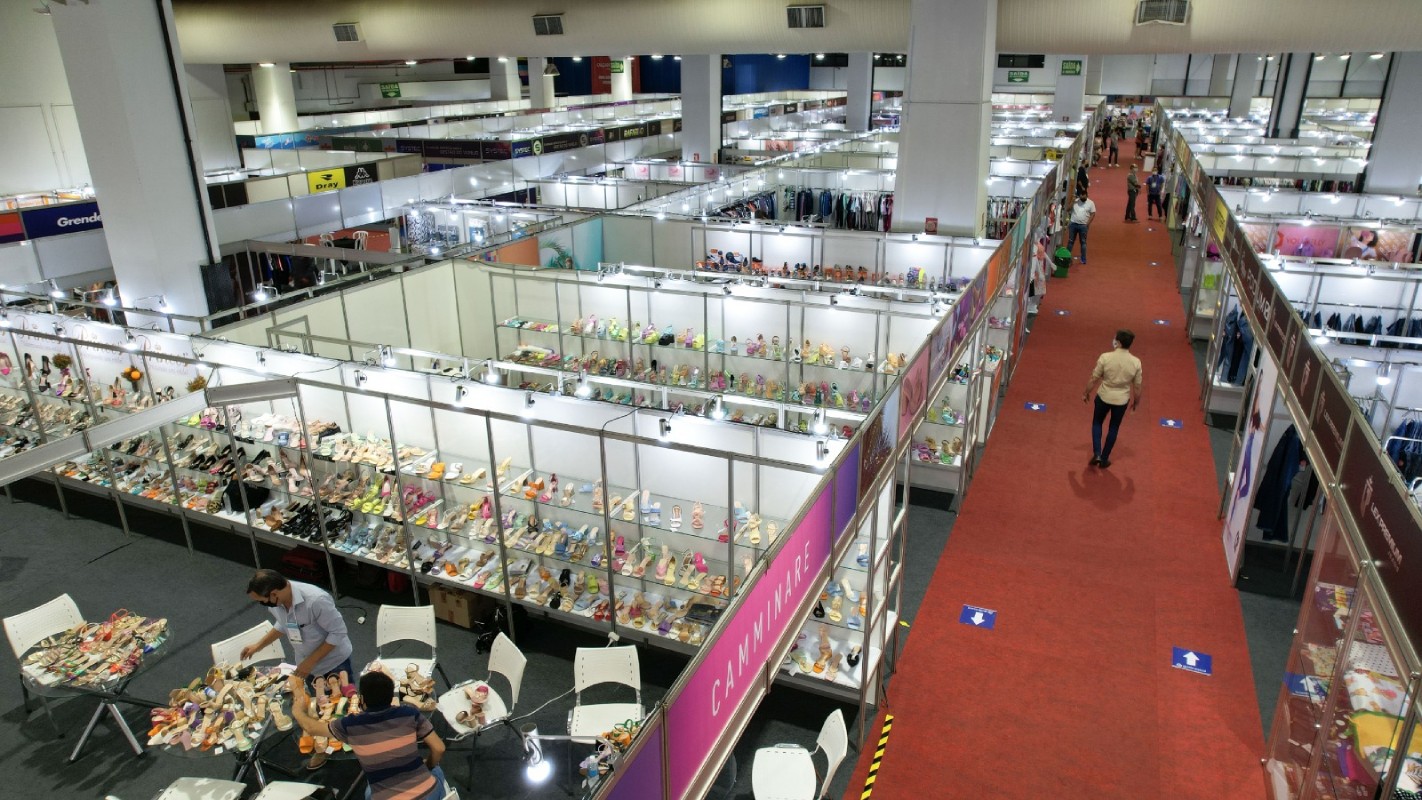 ibge:-no-trimestre,-desemprego-fica-em-5,4%,-na-menor-taxa-da-historia