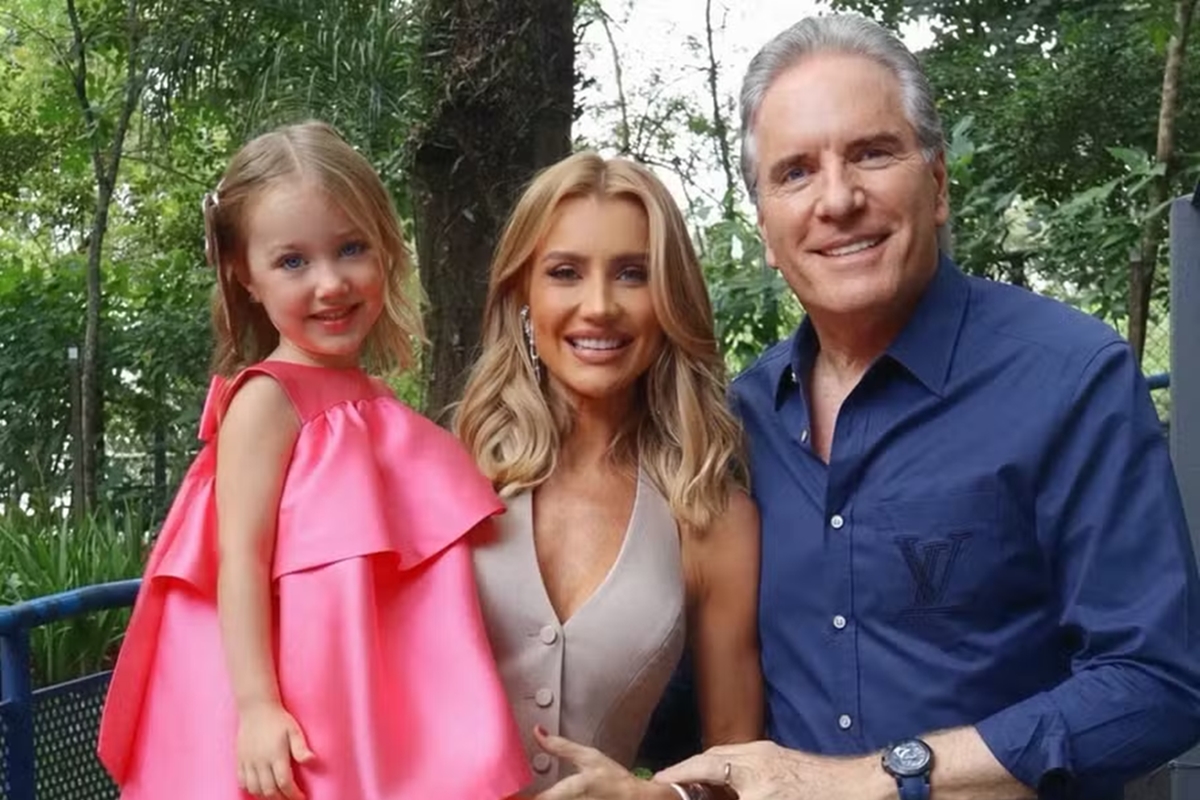 ana-paula-siebert-revela-acordo-para-ter-filha-com-roberto-justus