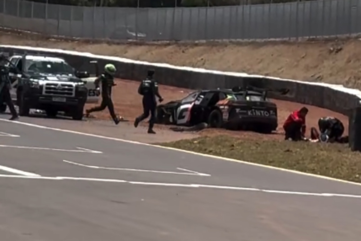 stock-car:-confira-o-boletim-medico-atualizado-de-pilotos-acidentados