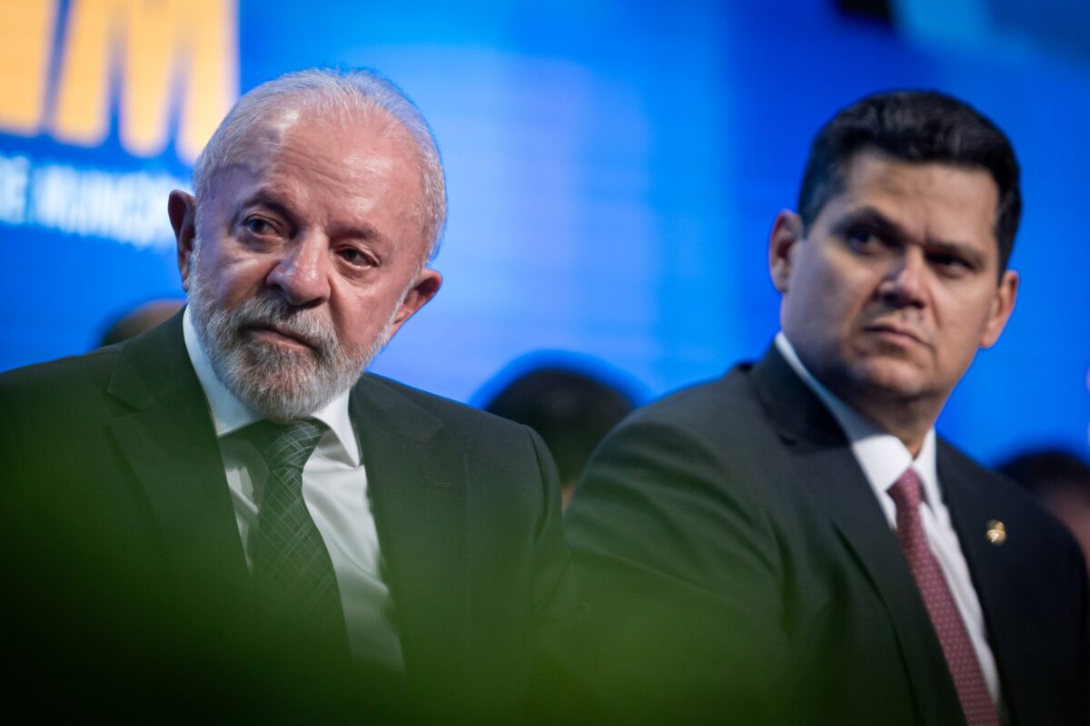 as-razoes-confessaveis-(e-inconfessaveis)-para-alcolumbre-ir-a-guerra