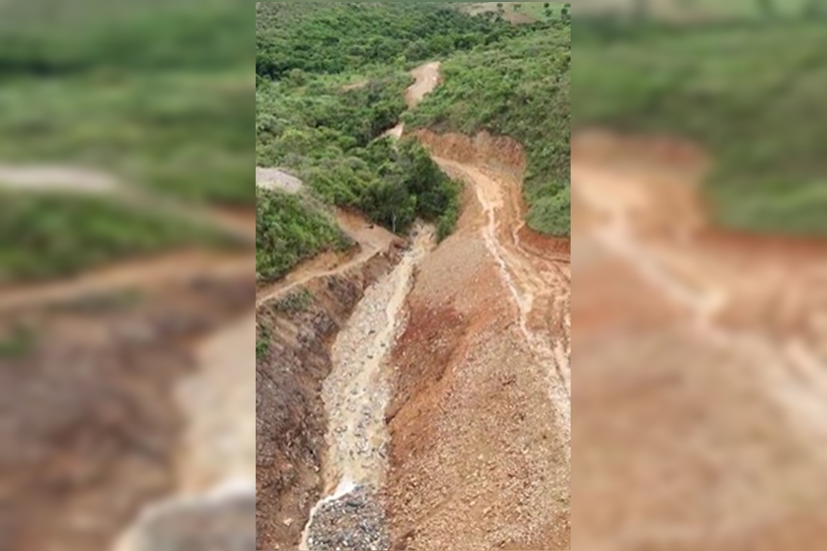 novo-desabamento-de-lixao-atingiu-corrego-e-contaminou-agua