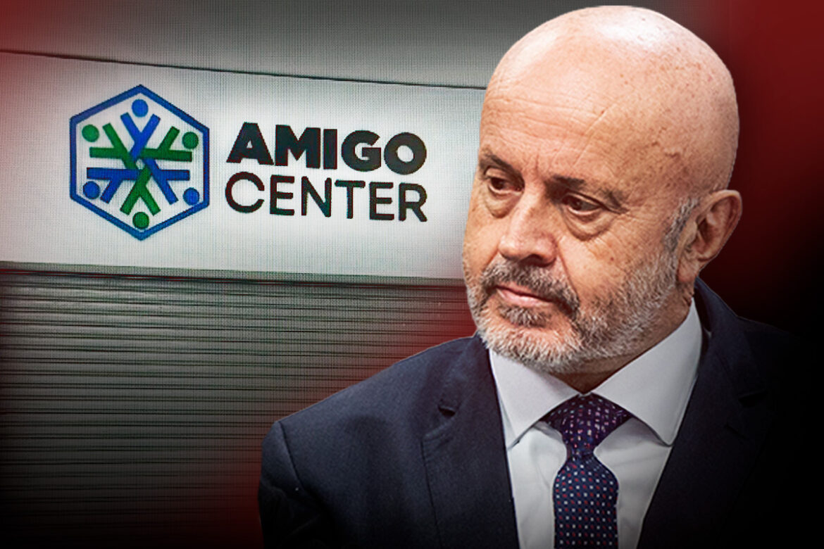 careca-do-inss-fecha-call-center-da-fraude-e-aluga-predio-de-r$-4-milhoes