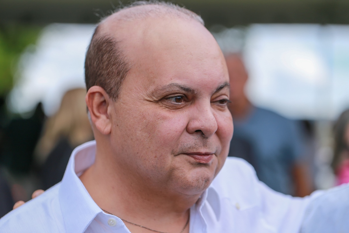 “e-tetra”:-ibaneis-rocha-comemora-titulo-do-flamengo-pela-libertadores