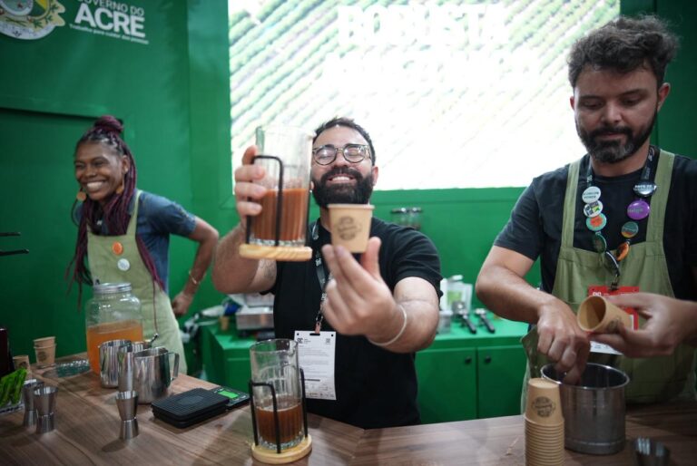 Drink que mistura café do Acre com goiaba, cereja e limão faz sucesso em evento internacional