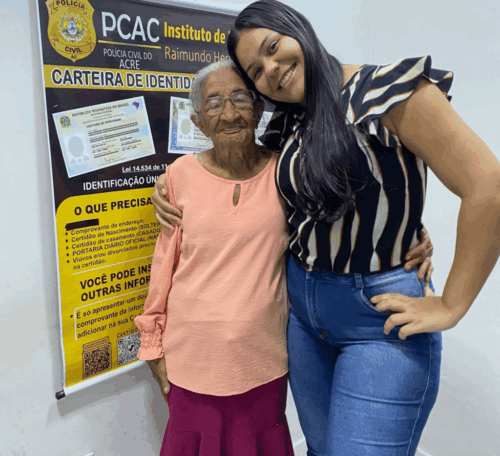 Idosa de 102 anos emite a nova Carteira de Identidade em município do interior do Acre Idosa de 102 anos emite a nova Carteira de Identidade em município do interior do Acre