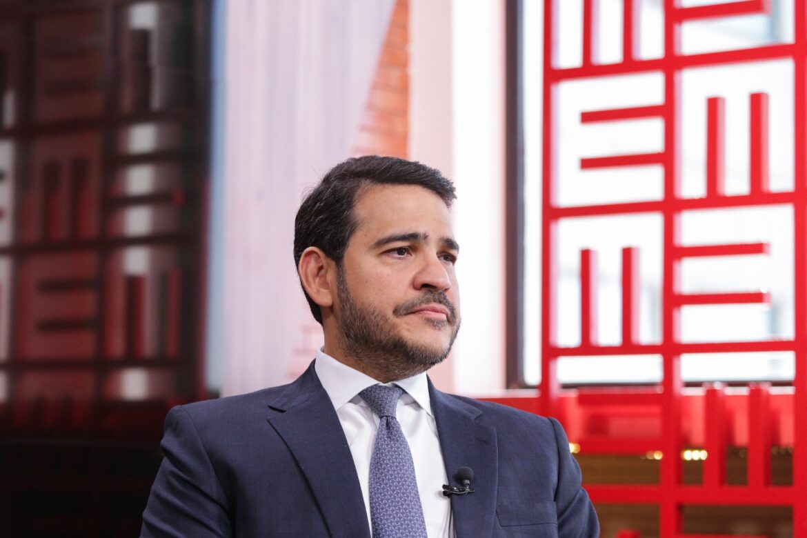 messias-faz-contraponto-a-dino-sobre-emendas-parlamentares