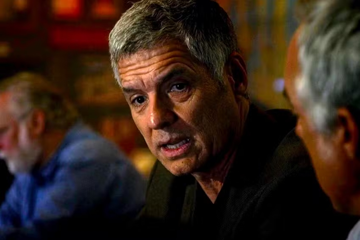 ator-abandona-a-carreira-para-virar-policial-aos-65-anos