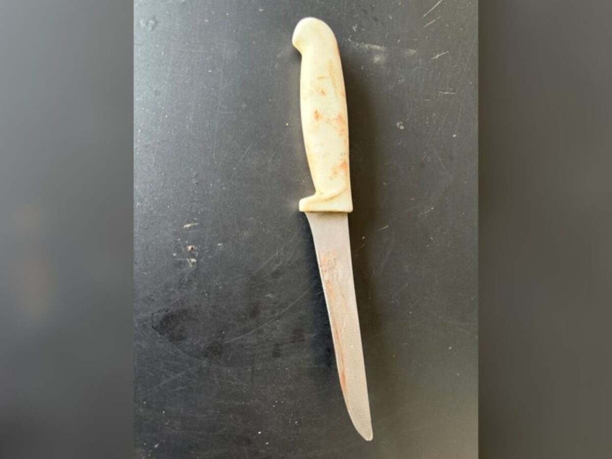 homem-invade-empresa-e-esfaqueia-ex-mulher-e-ex-patrao