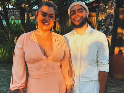 Fran Gil, filho de Preta Gil, homenageia mãe em show: “Sempre olhando por nós”
