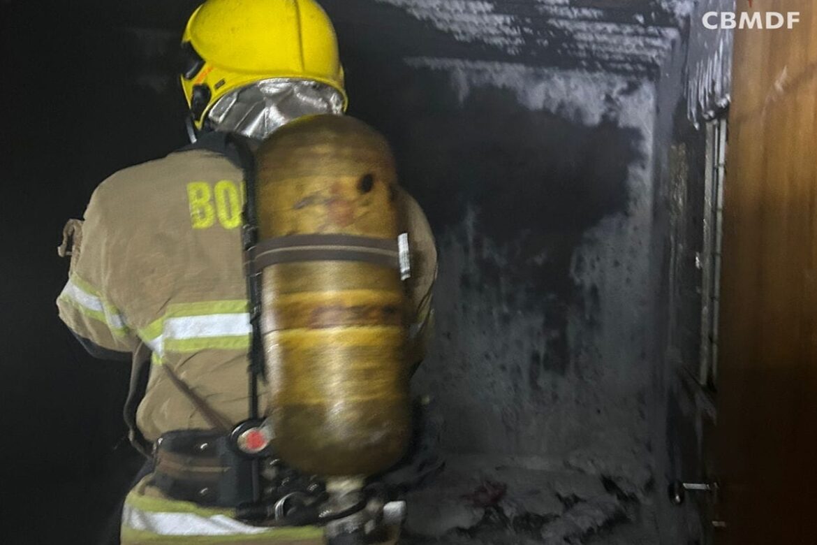 homem-causa-incendio-em-casa-apos-queimar-colchao-da-ex-no-df