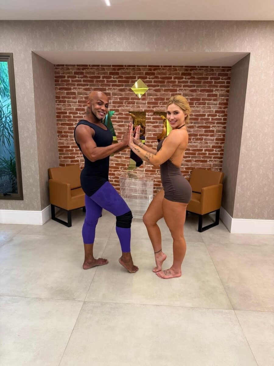 professor-de-samba-de-virginia-poe-panos-quentes-em-polemica-e-fala-de-evolucao-da-influenciadora