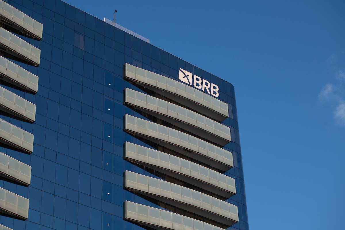 brb-contrata-escritorio-de-advocacia-para-investigar-negocios-com-o-banco-master