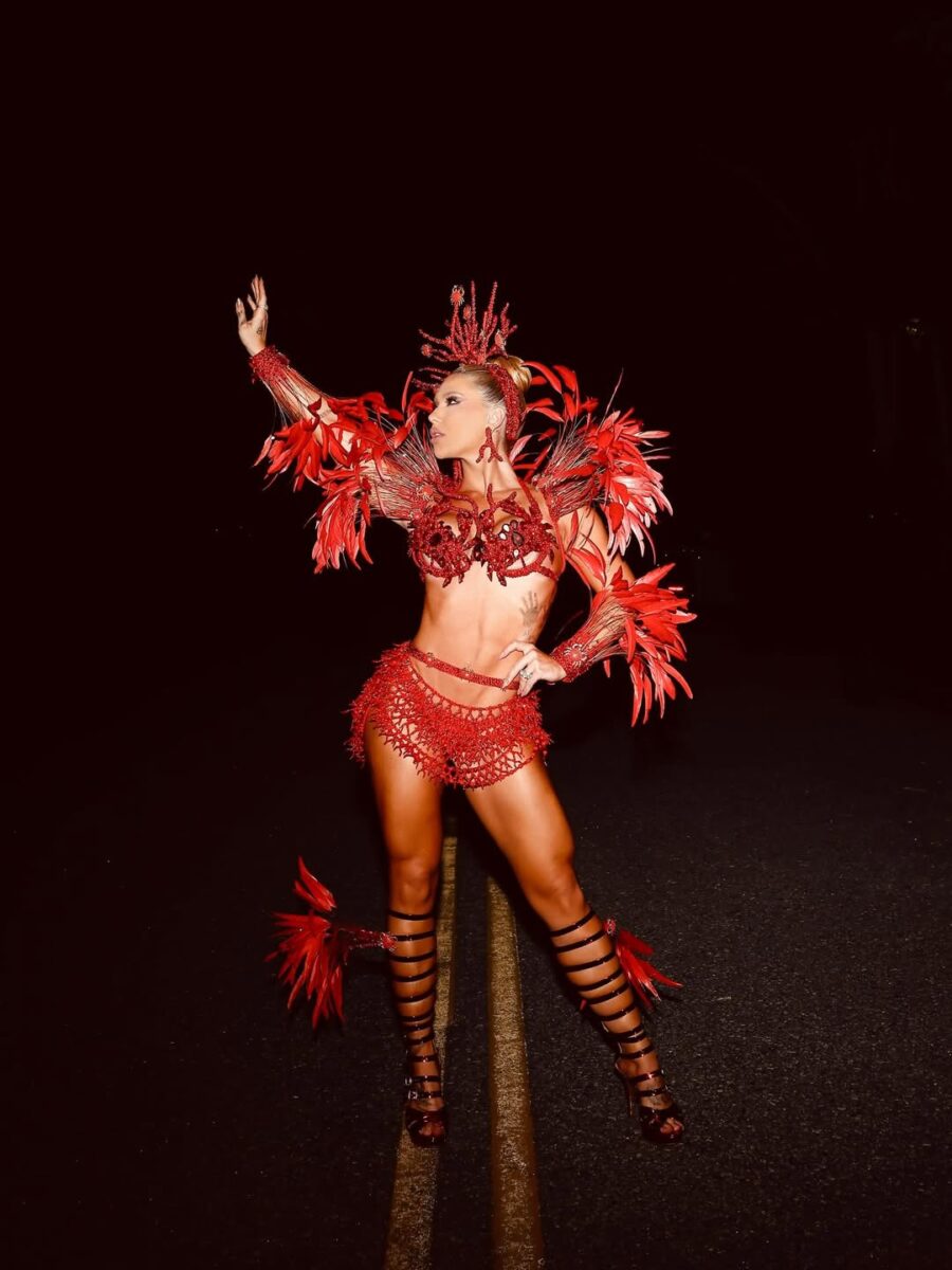 mesmo-apos-pedido-de-afastamento,-virginia-esta-pronta-para-ensaio-da-grande-rio