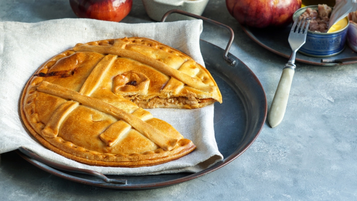 faca-uma-torta-de-atum-facil-e-bem-cremosa-sem-sujeira-na-cozinha