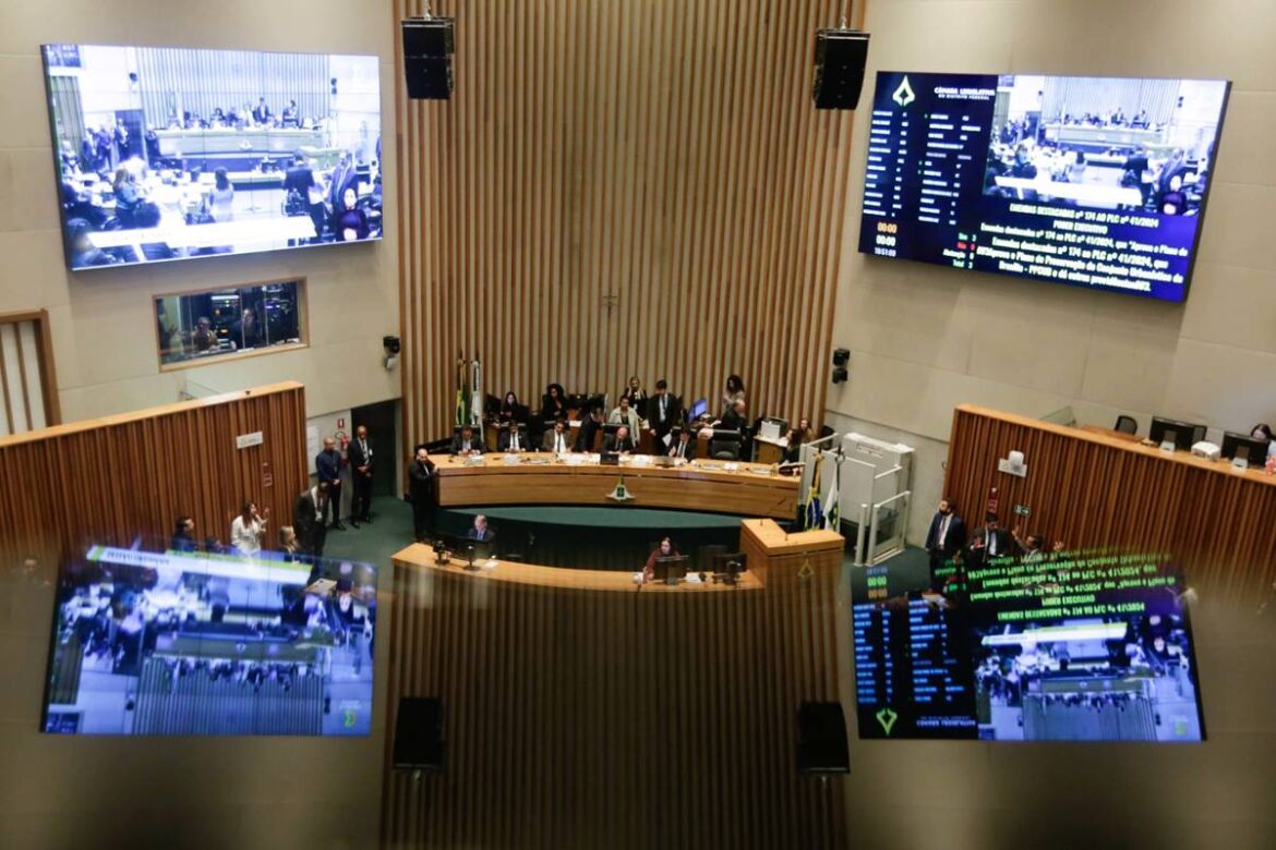 cldf-aprova-projeto-que-preve-folga-a-servidores-no-dia-do-aniversario