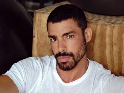 caua-reymond-relembra-infancia-dificil:-“me-fez-querer-uma-familia-tradicional-perfeita”