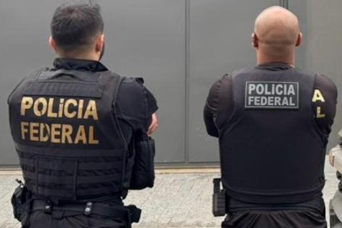 pf-desmonta-esquema-de-r$-8,1-milhoes-que-enviava-brasileiros-aos-eua