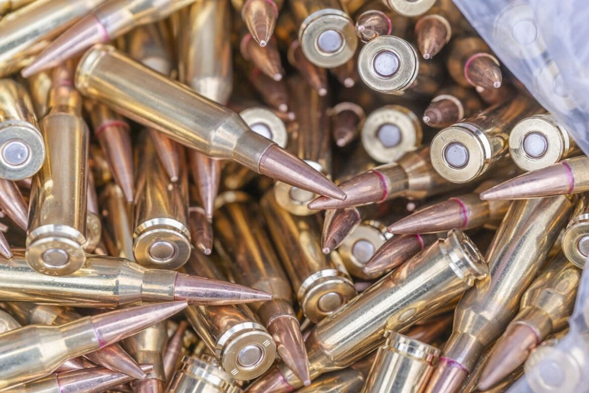 ladroes-roubam-carga-de-20-mil-municoes-do-exercito-alemao