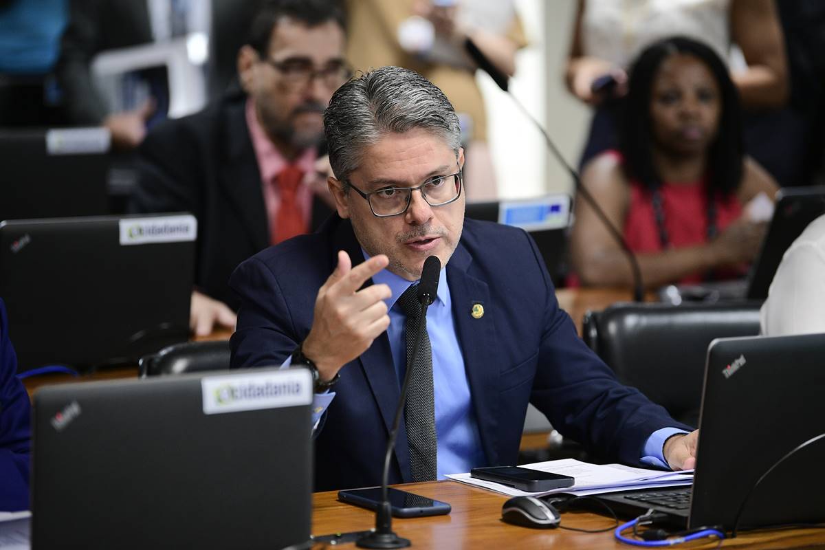 ccj-do-senado-adia-votacao-do-pl-antifaccao