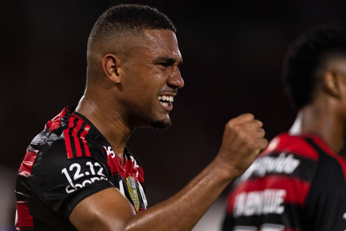 samuel-lino-abre-o-placar-para-o-flamengo-contra-o-ceara;-assista