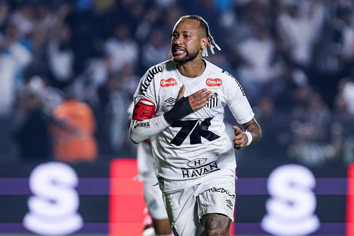 neymar-marca-hat-trick-e-chega-a-150-gols-pelo-santos