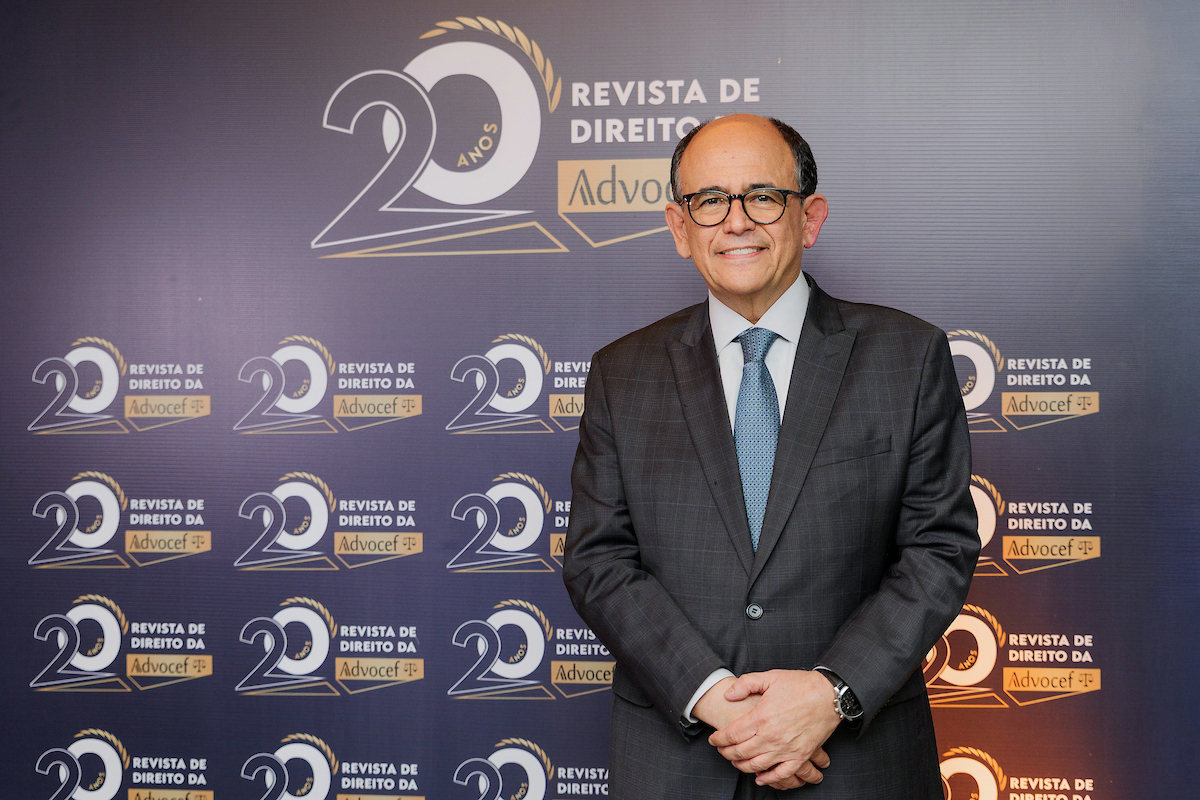 ministro-do-stj-e-tse-antonio-carlos-ferreira-e-homenageado-pela-caixa