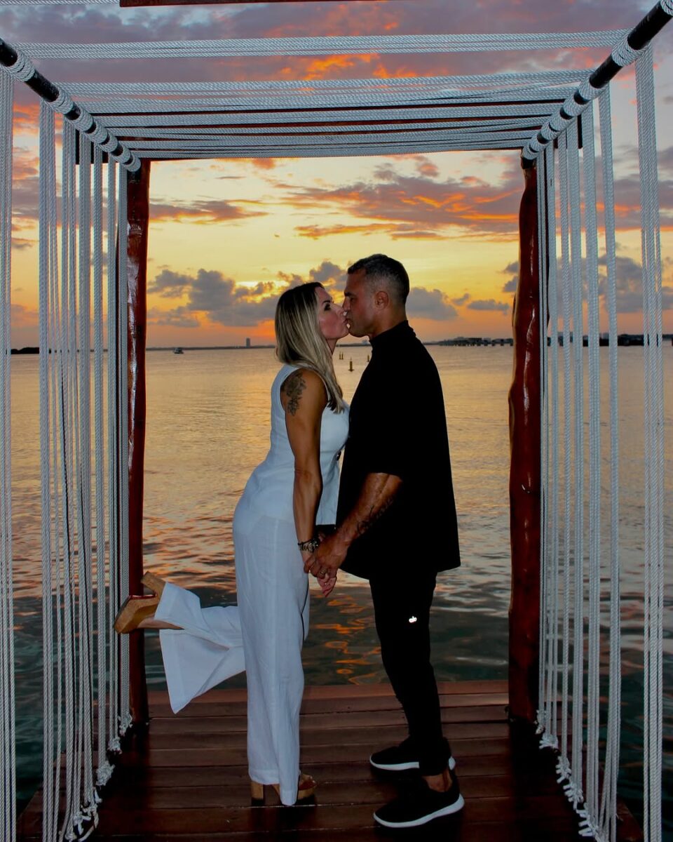 ex-feiticeira,-joana-prado-rebate-criticas-apos-polemica-envolvendo-sogro-de-86-anos