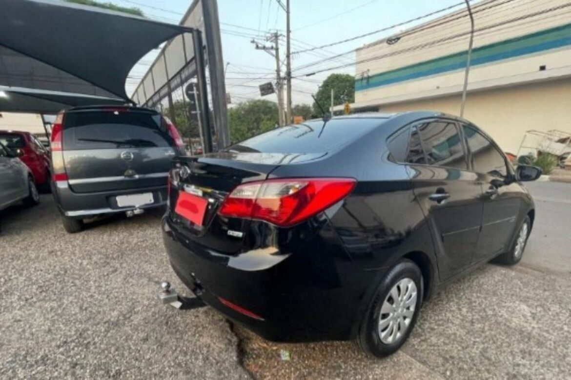 arquiteto-descobre-que-teve-hb20-clonado-apos-receber-multas-da-bahia